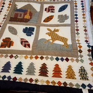 Hand pieced quilt